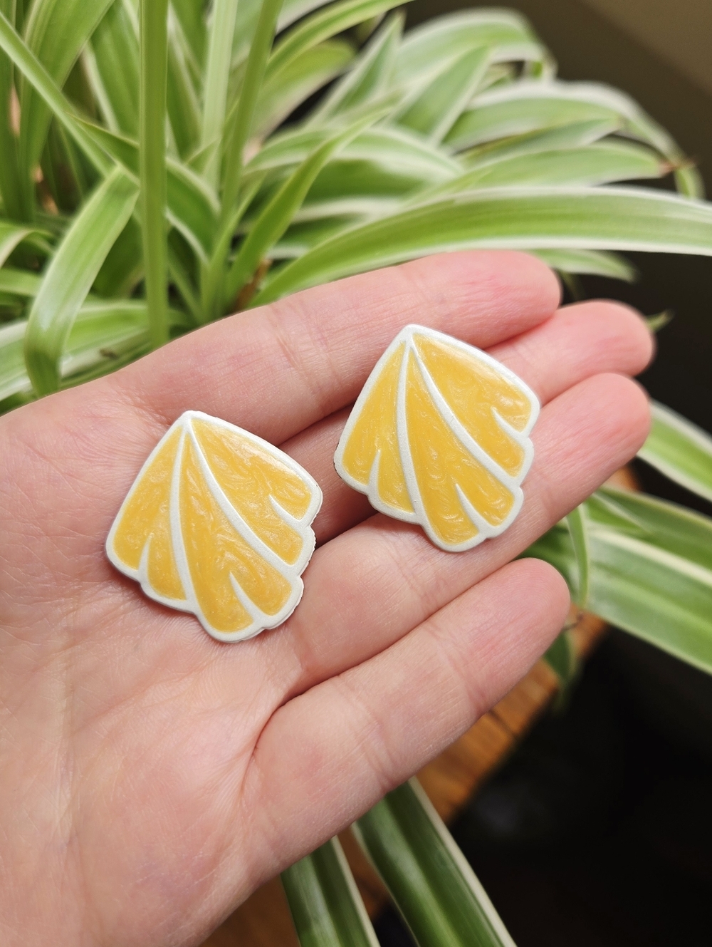 Vintage Pair of Retro Yellow & White Chunky Oversized ClipOn Studs Stud Earrings